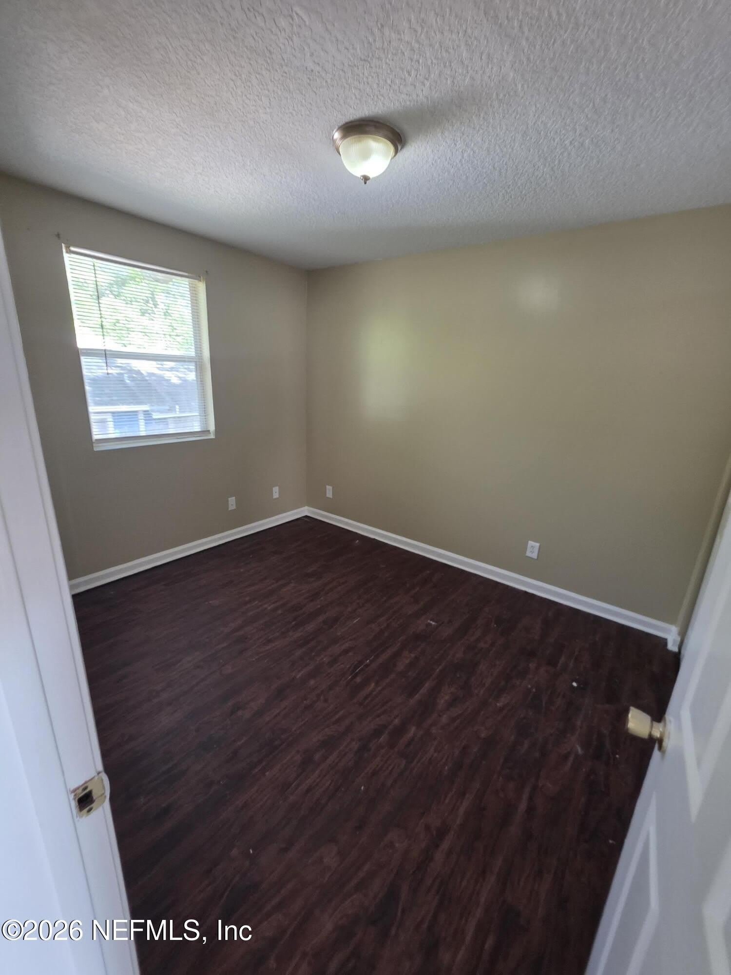 1317 W 15TH Street – photo 4