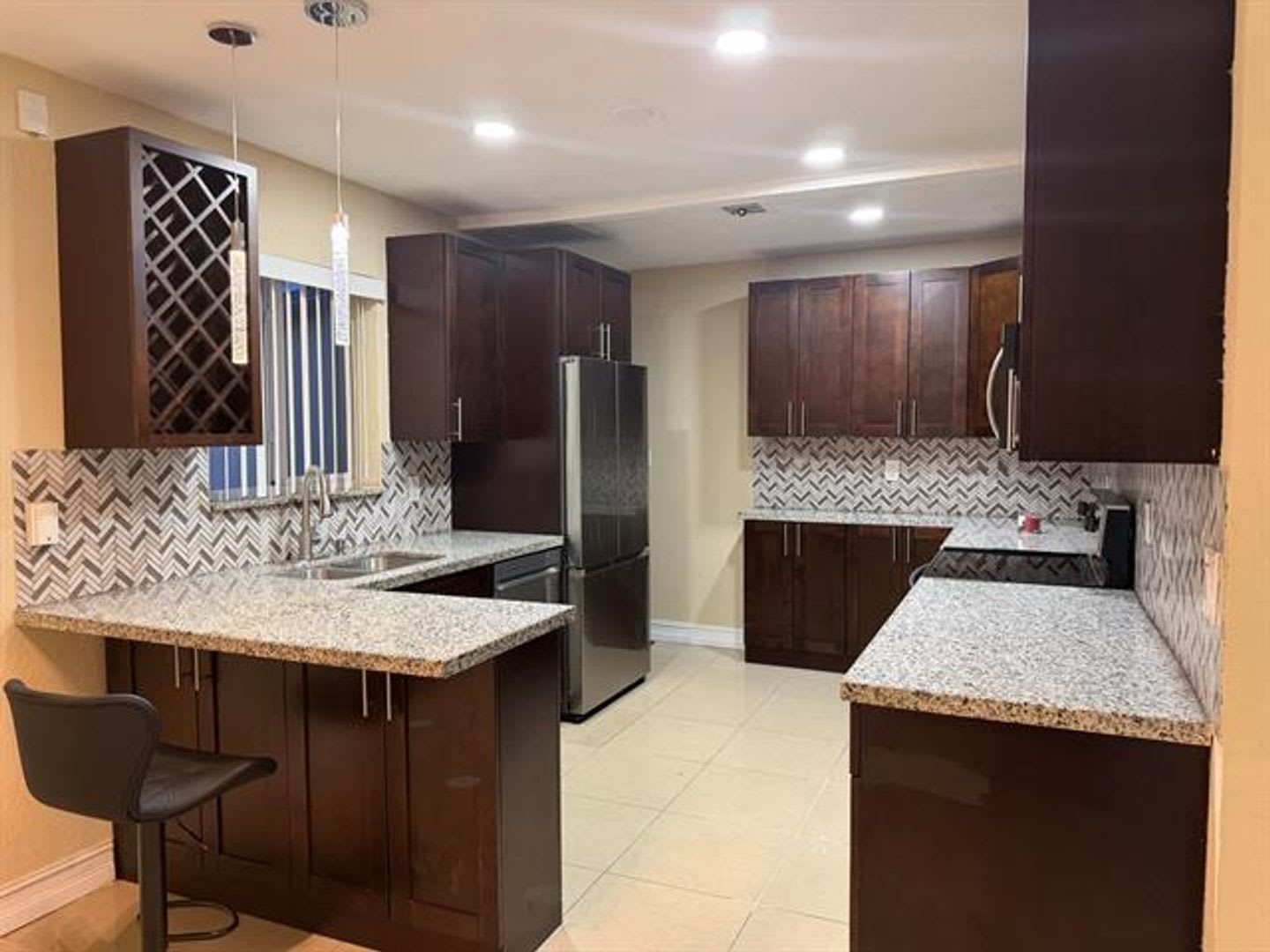 4011 SW 28th St # 4011, West Park, FL 33023 – photo 1