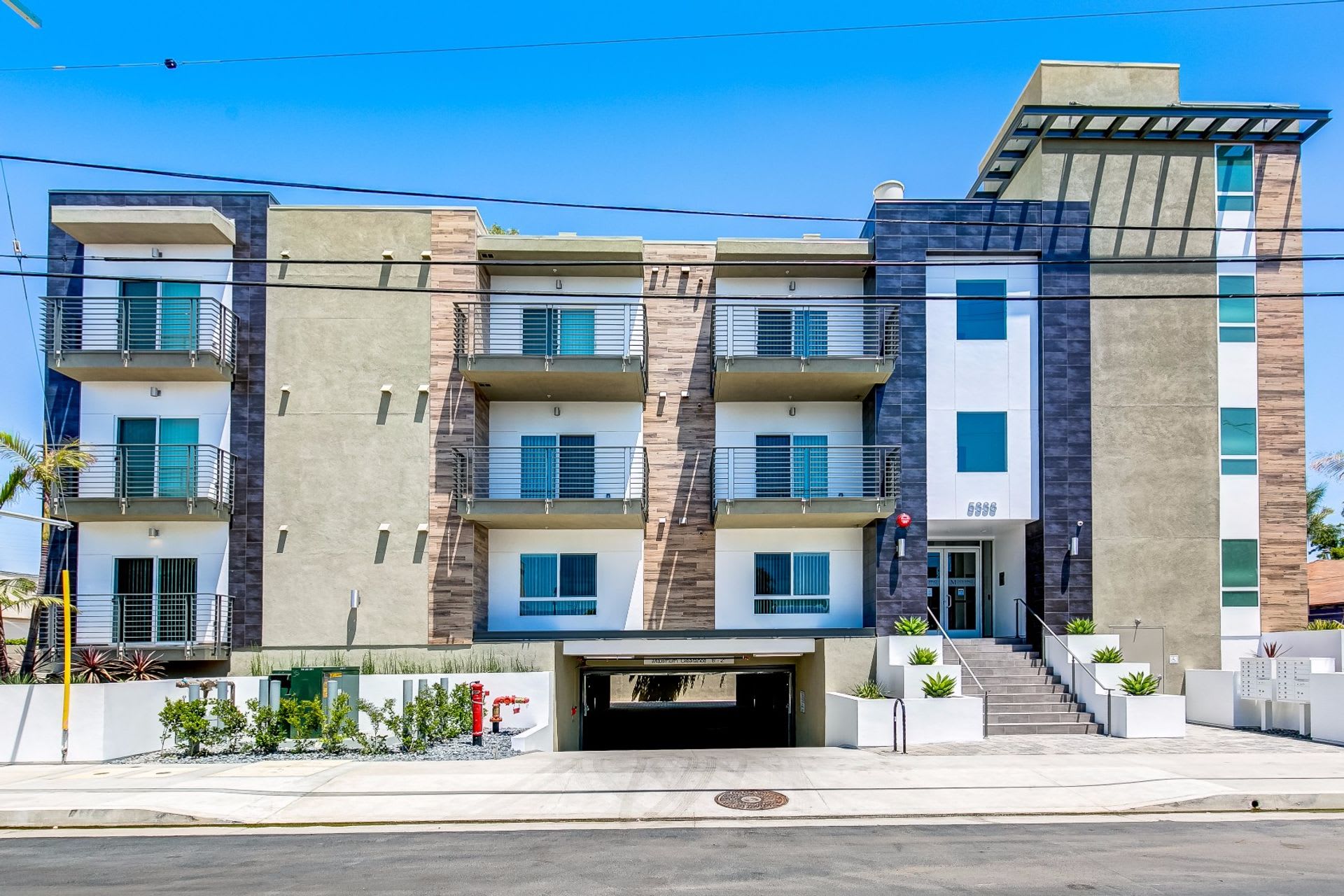 MODERNO Luxury Living East – photo 4