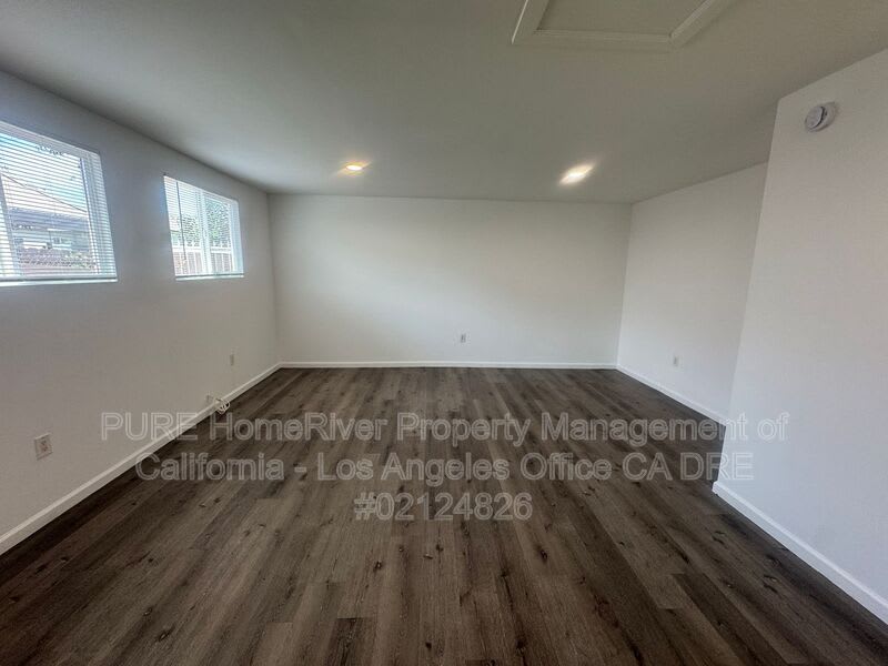 10977 1/2 Pope Avenue – photo 5
