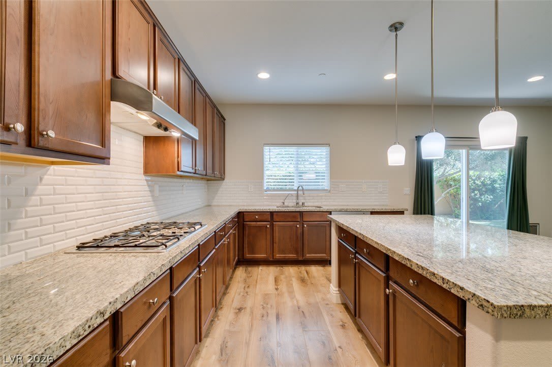 2884 Green Falls Avenue – photo 3