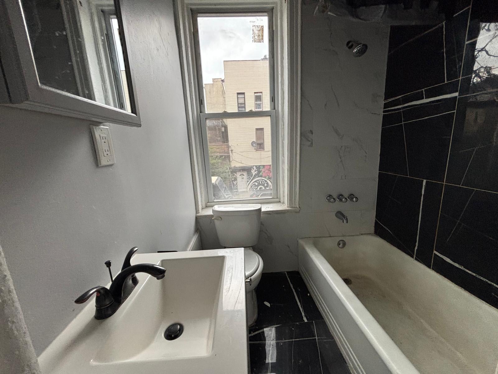 401 Central Ave – photo 5