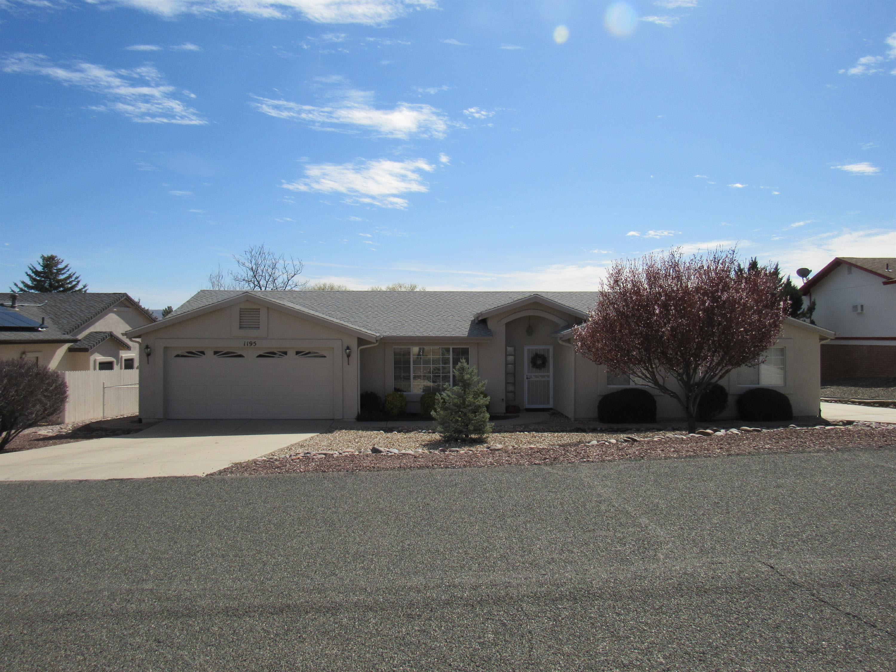 1195 N Buena Vista Vacation Rental – photo 2