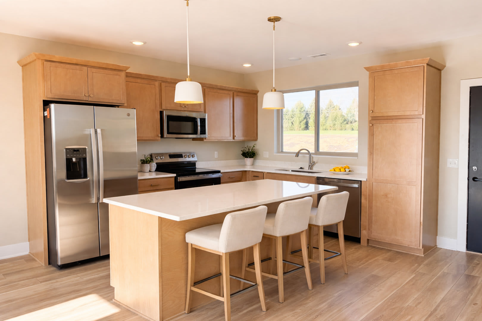 Brand New Three Bedroom Ames Townhome with first month free! – photo 2