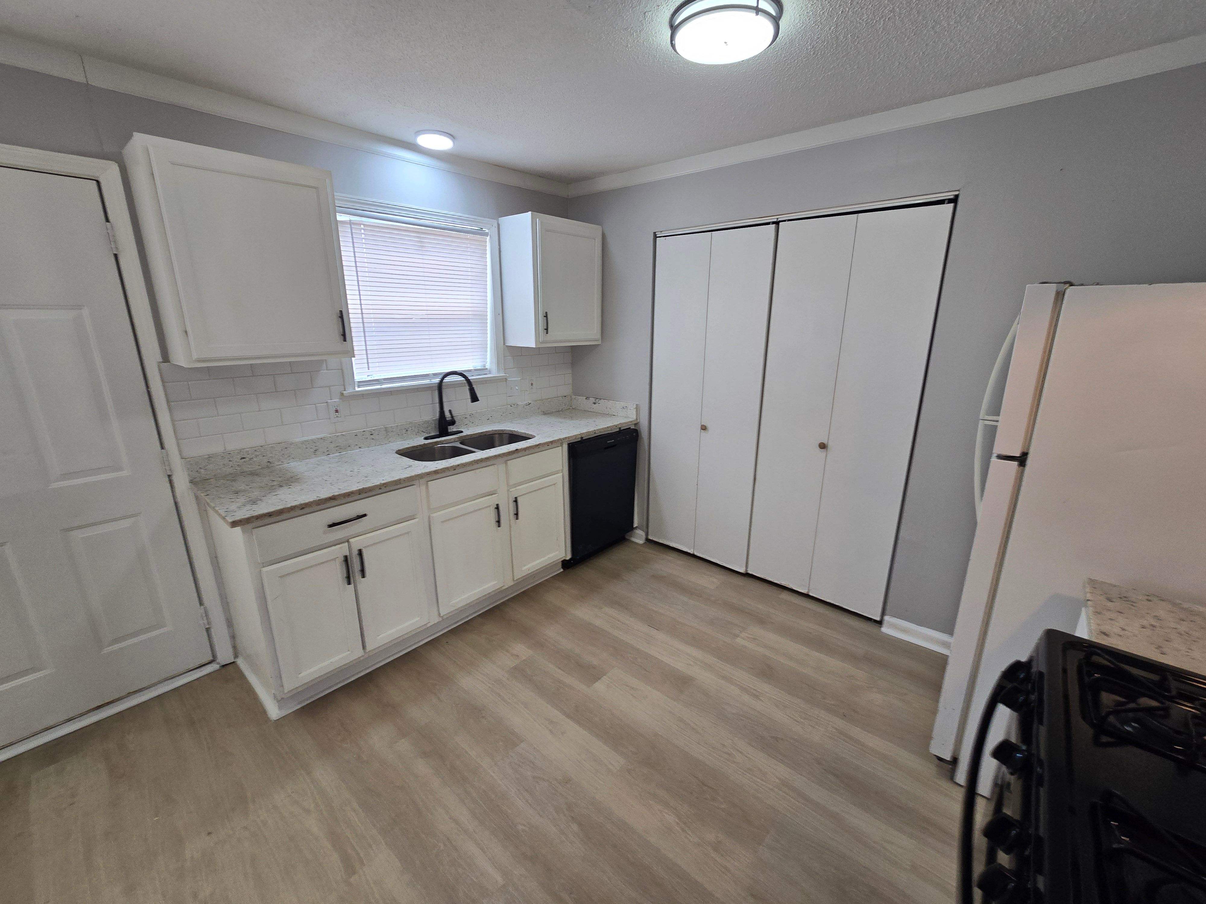 3501 Arapaho Trl – photo 5