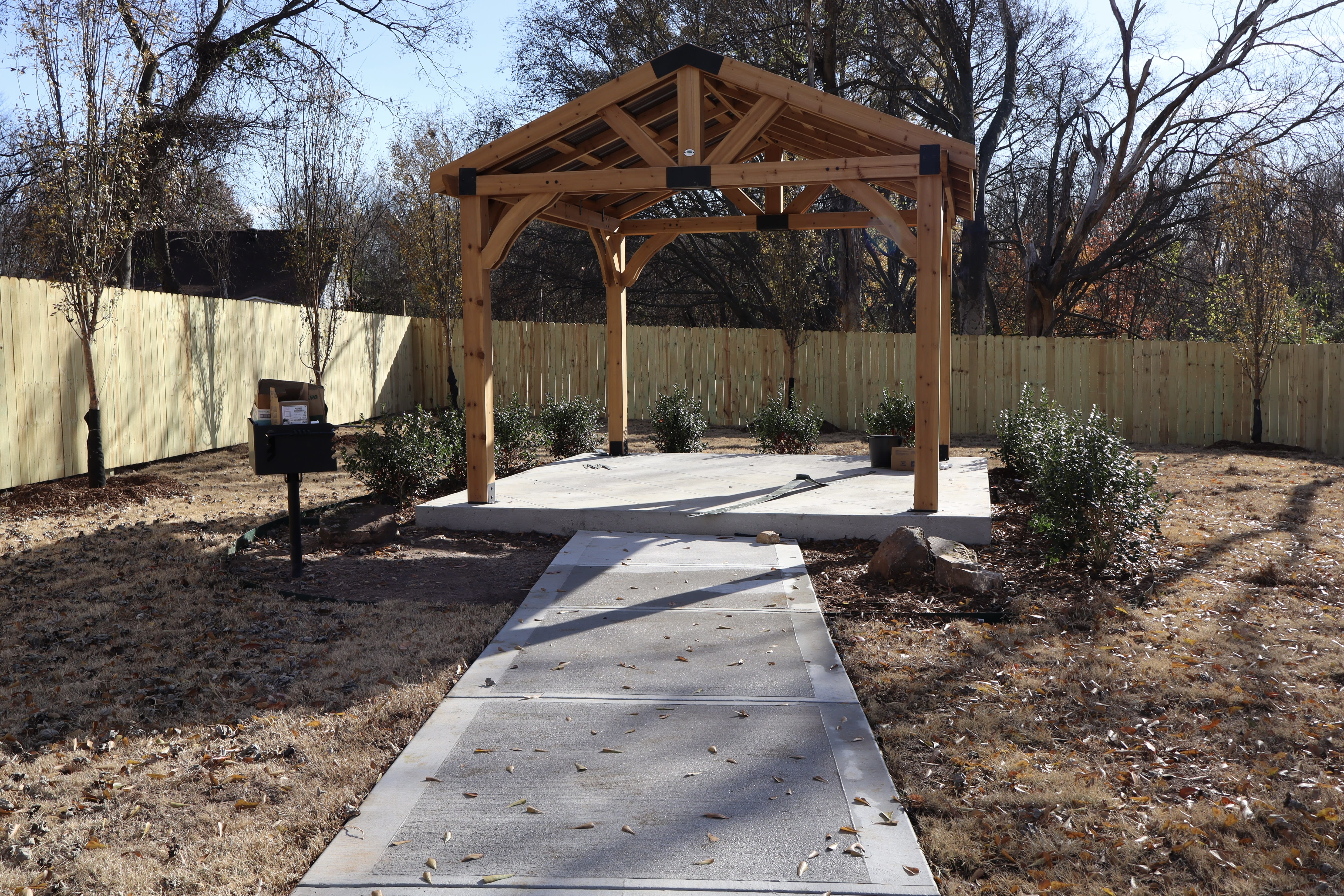1328 Seals St – photo 5
