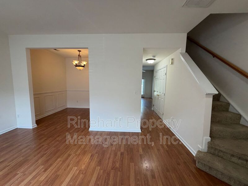 737 Atherton Way – photo 2