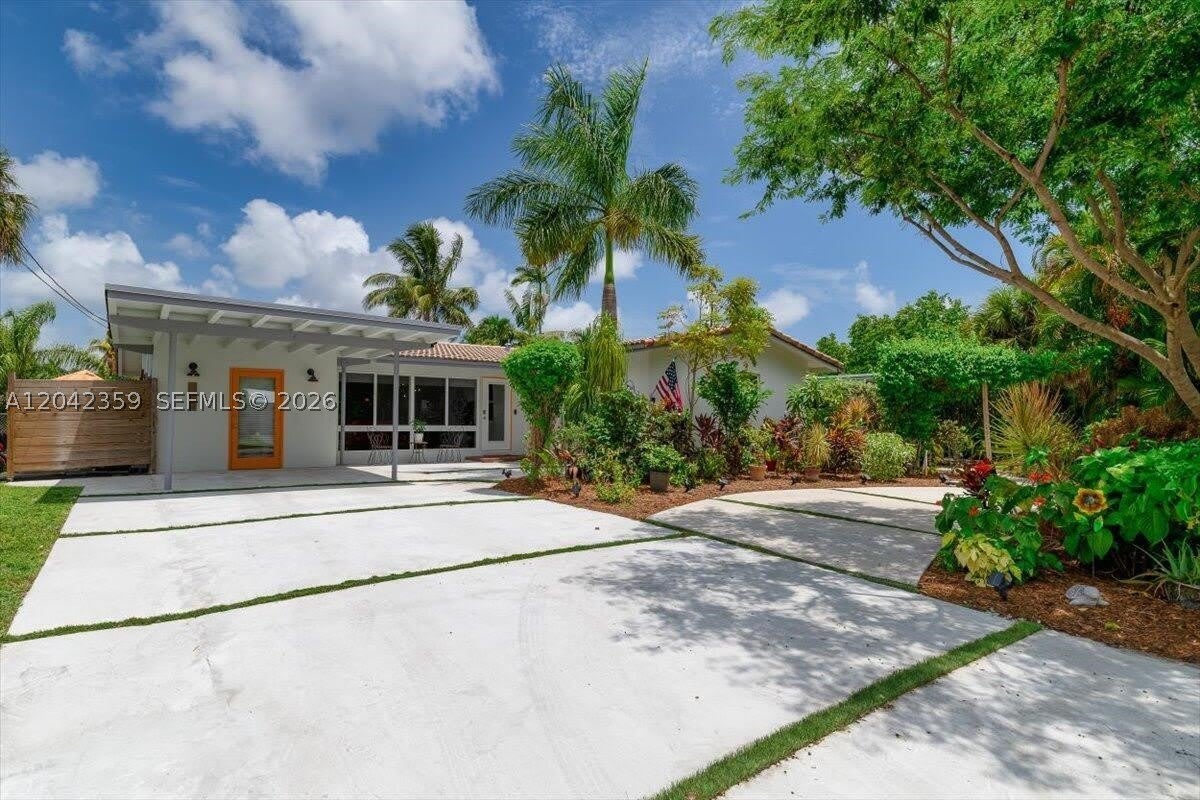 1521 SW 5th Ct – photo 3