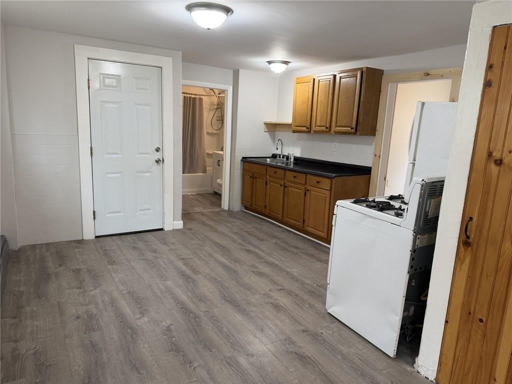 159 Elm Street – photo 2