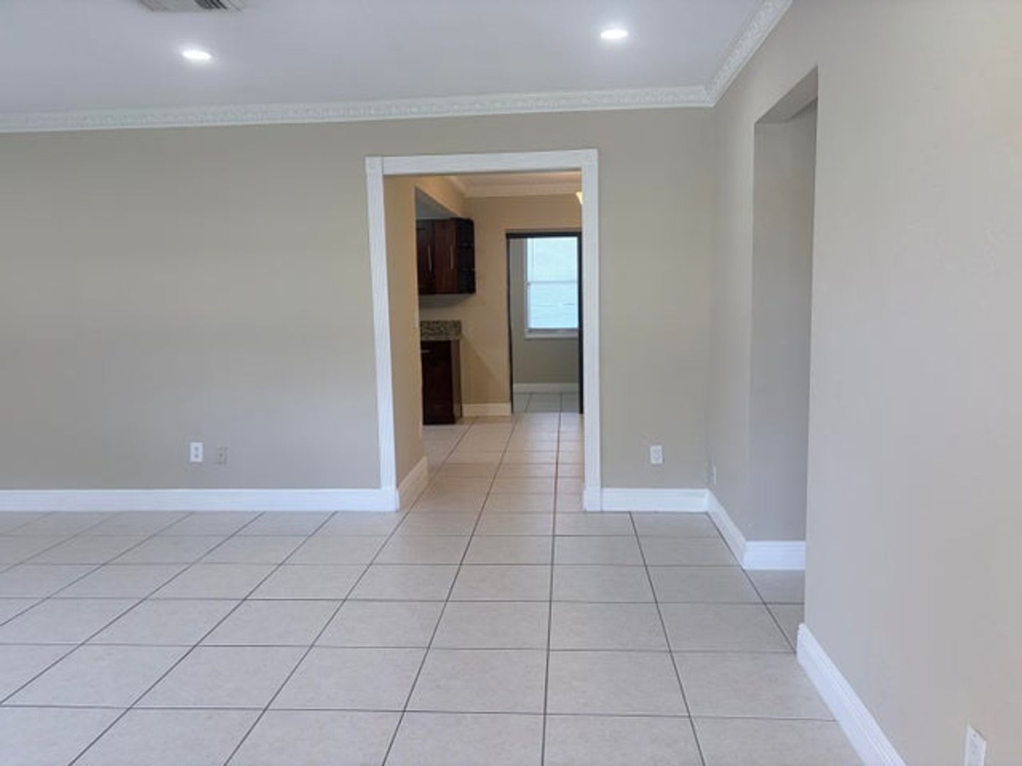 7302 WESTWOOD Drive, Tamarac, FL 33321 – photo 5