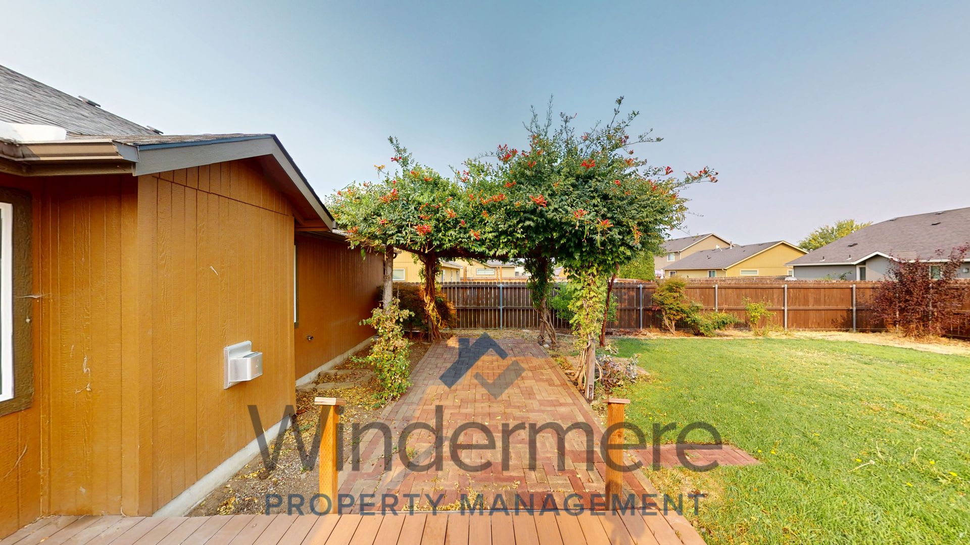230 Chapra St *fully fenced back yard* – photo 2
