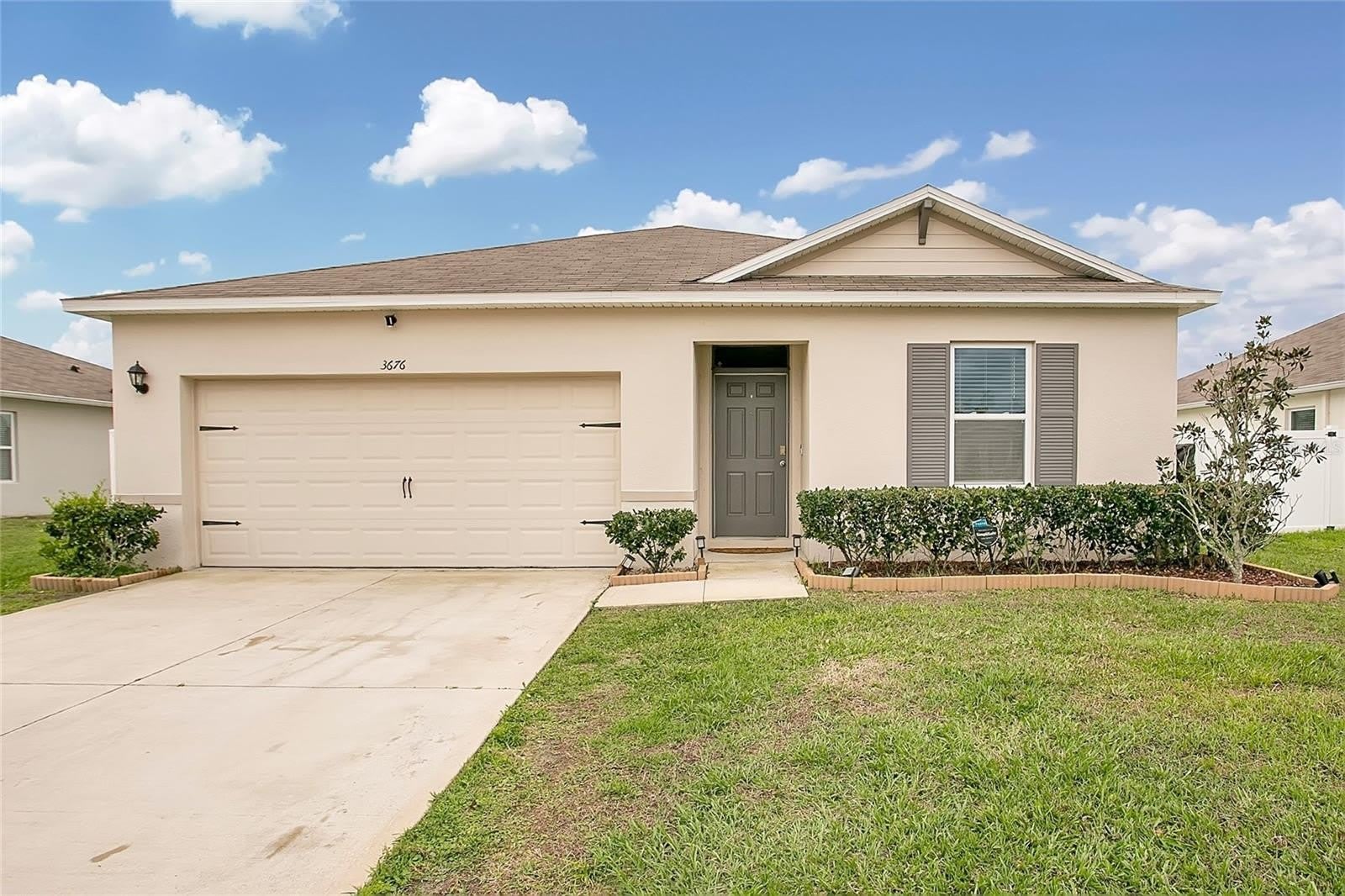3676 SCARLET OAK Drive – photo 1