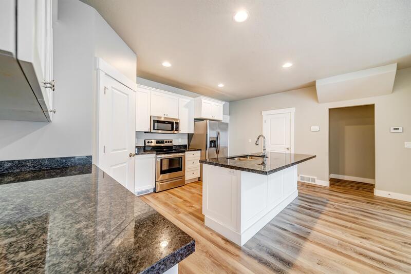 2494 N Cormac Pl – photo 4