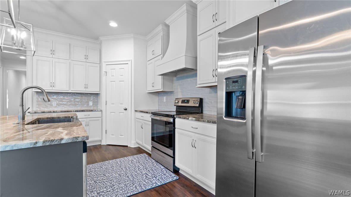2451 Vesta Drive – photo 5