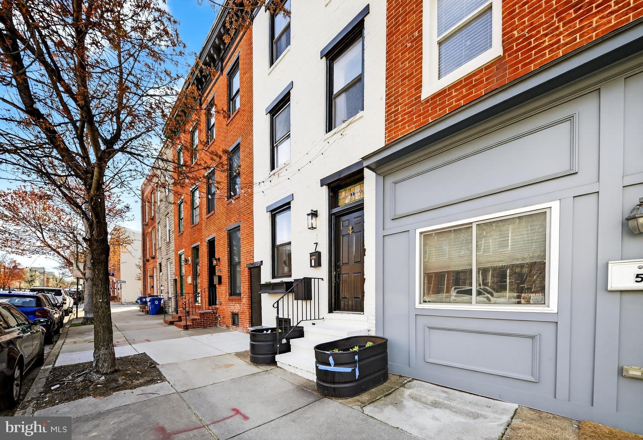 7 E FORT Avenue – photo 2