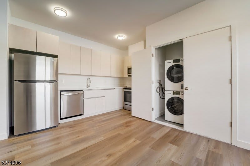48 Chadwick St – photo 2