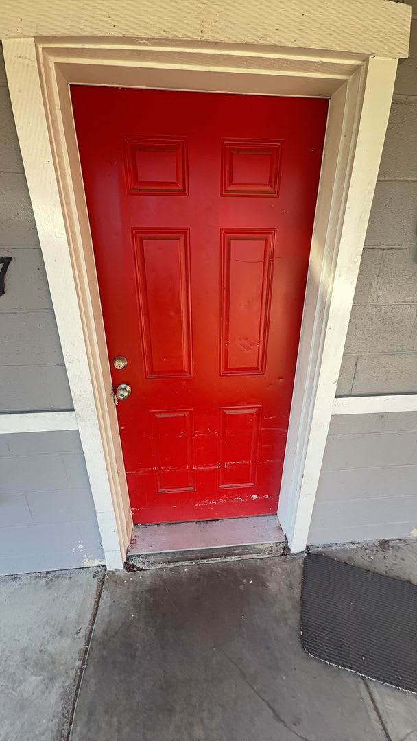 1 Bedroom / 1 Bathroom Apartment in Madras Oregon – photo 2