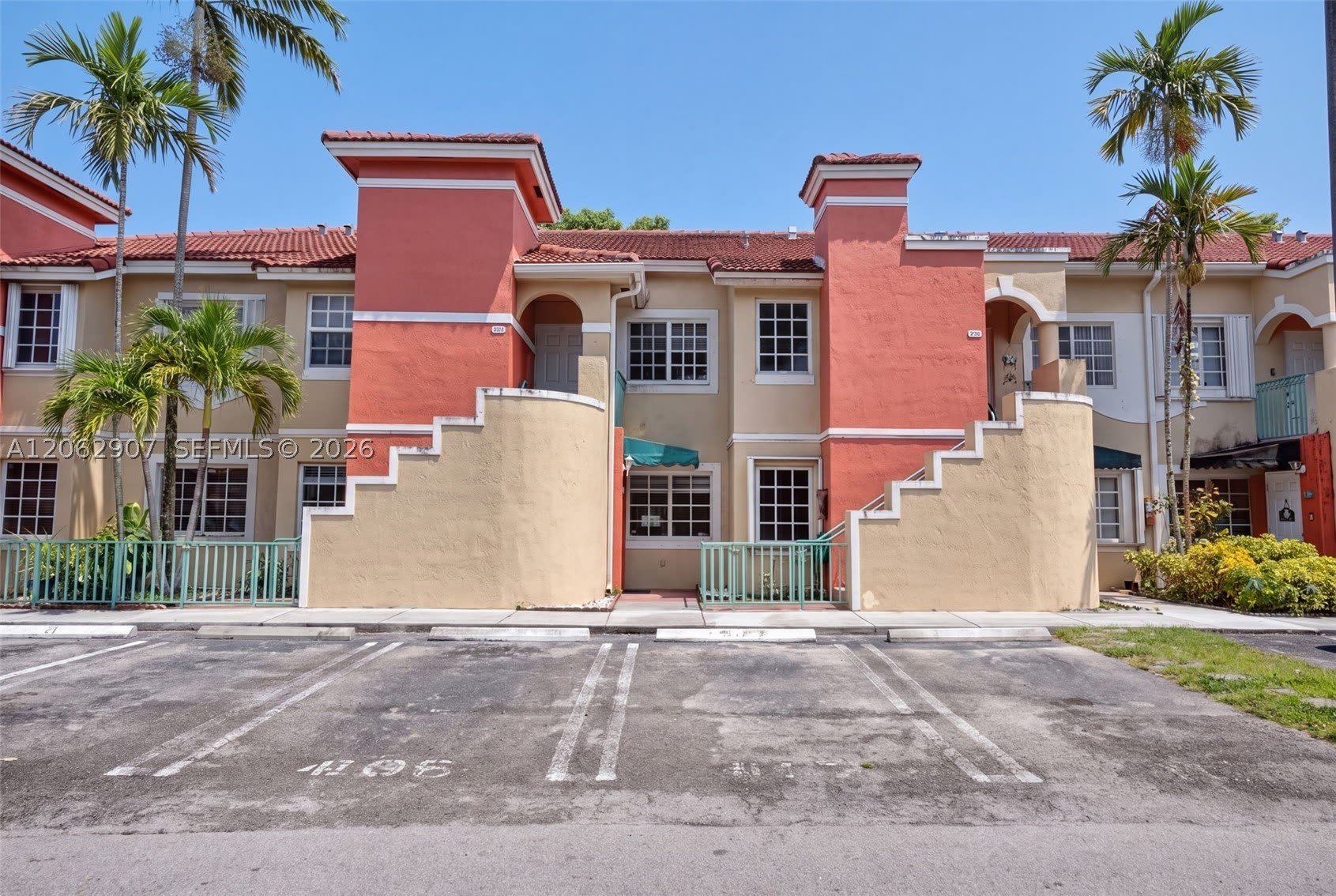 7085 NW 173rd Dr – photo 1