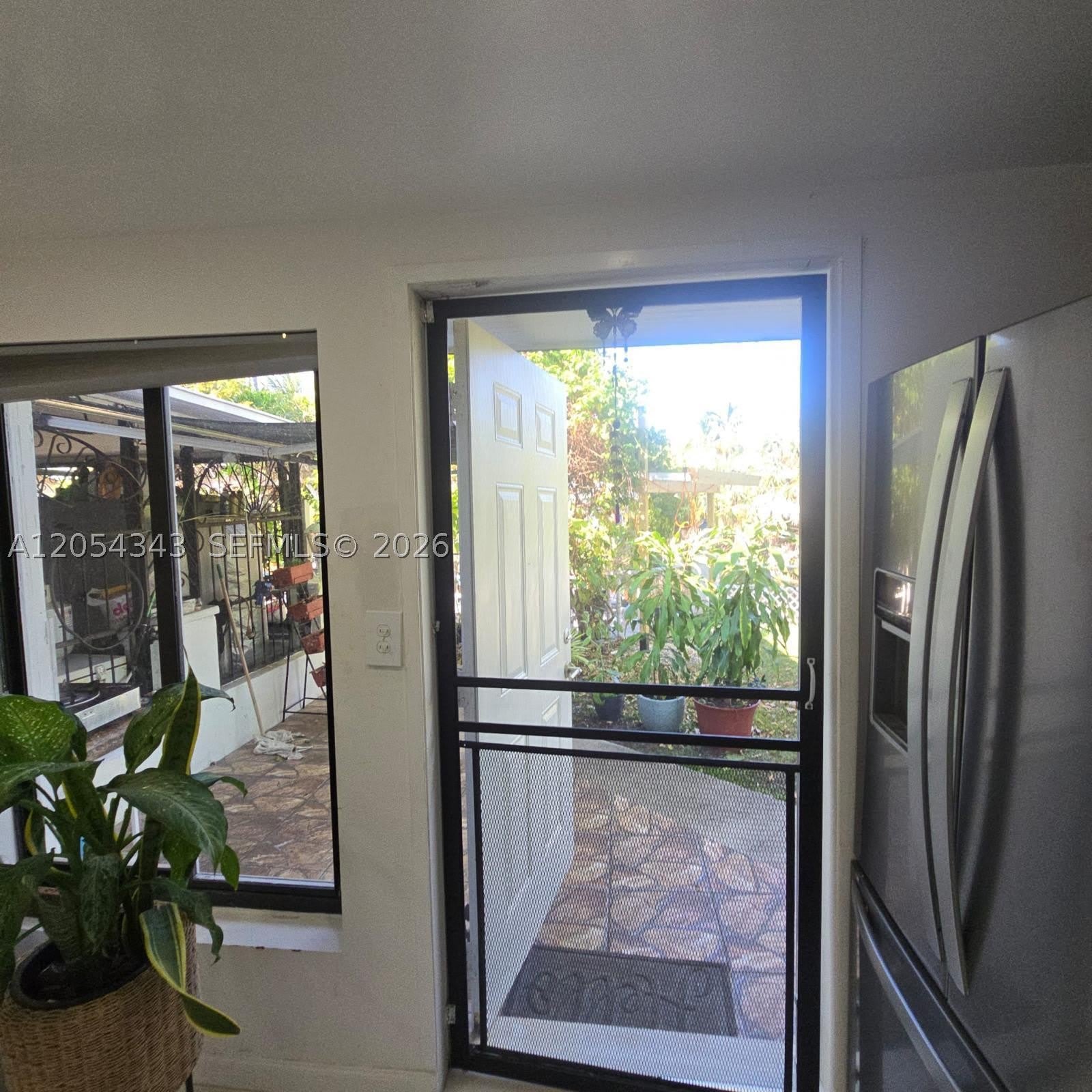 5600 SW 112 ave – photo 1