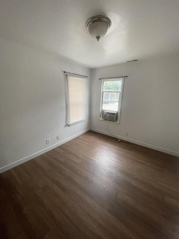 267 South 700 East – photo 4