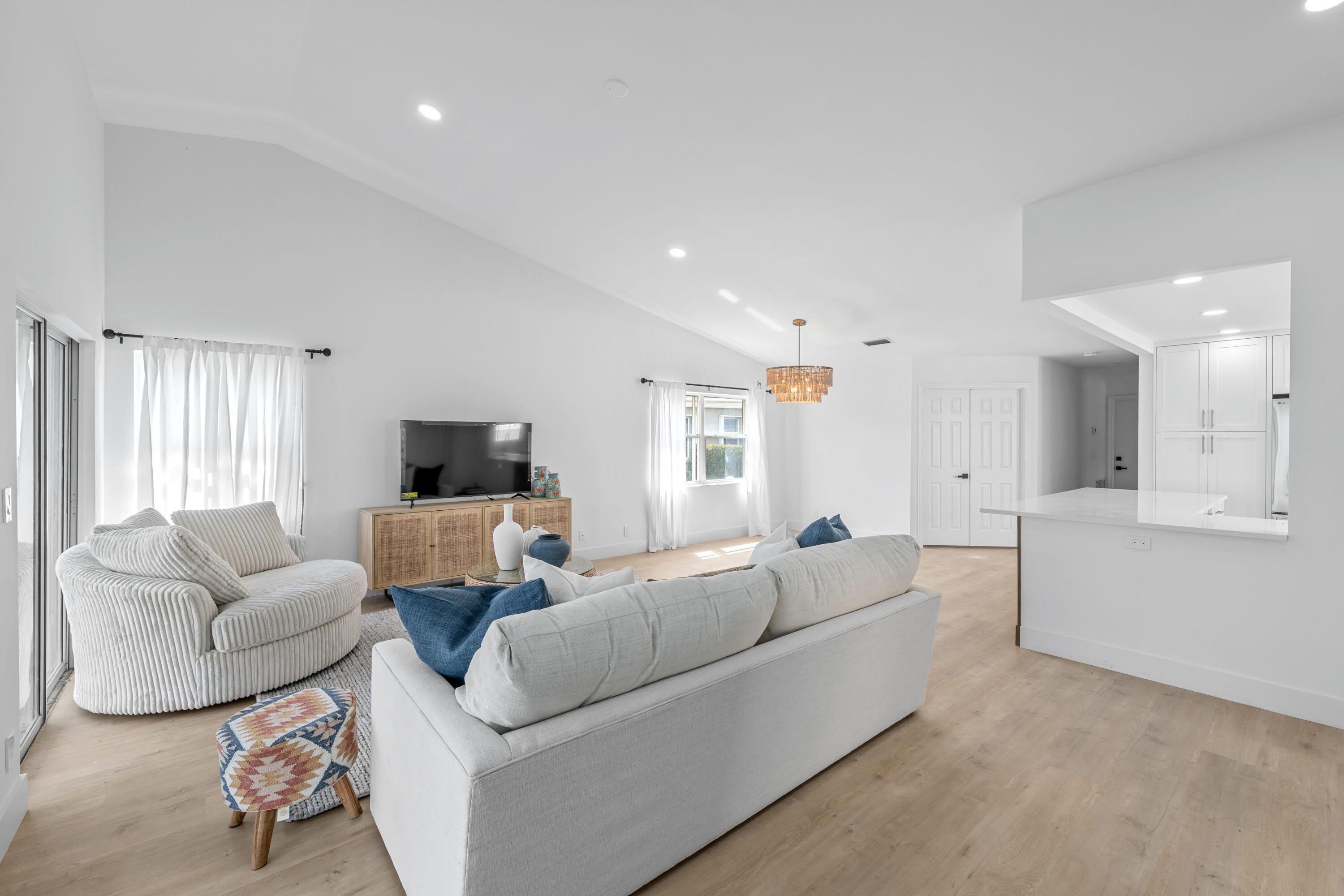 2650 Neaton Court – photo 4