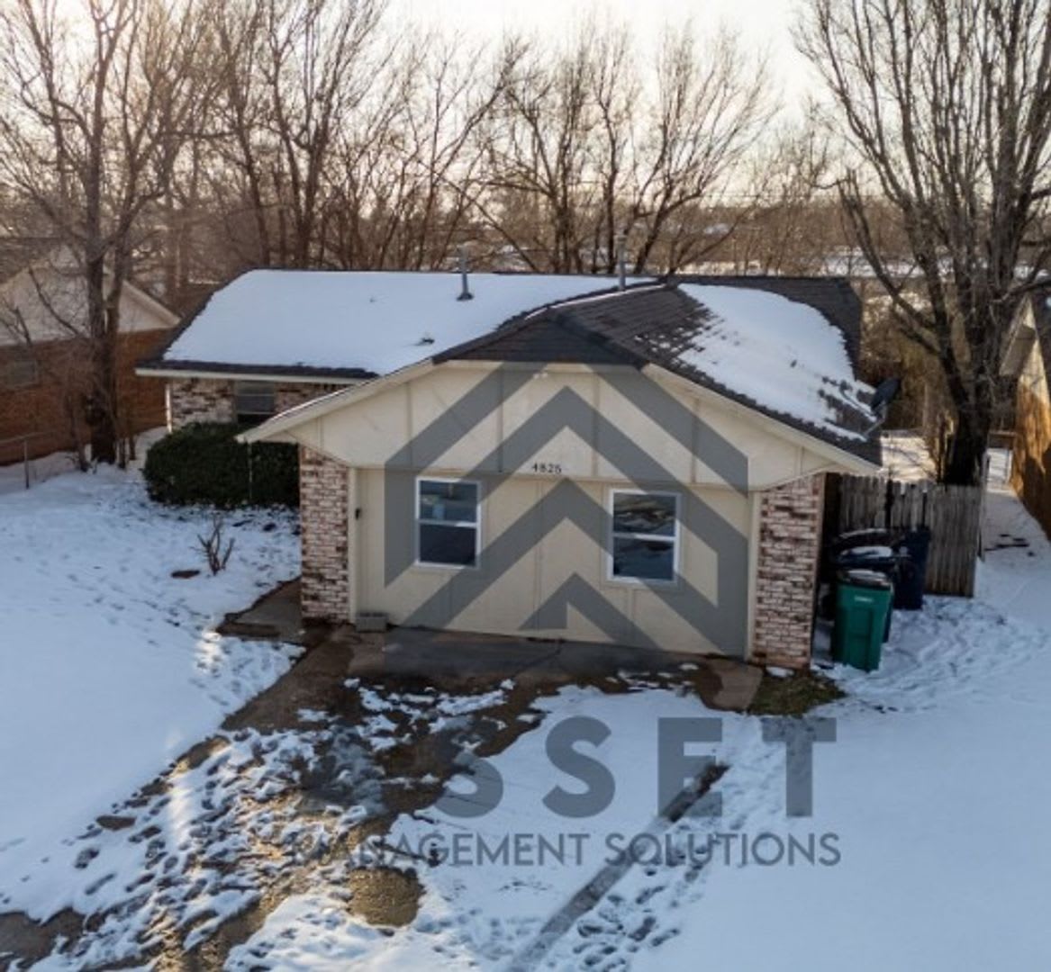 Spacious 5-Bedroom Home Near Tinker AFB and Local Parks – photo 2