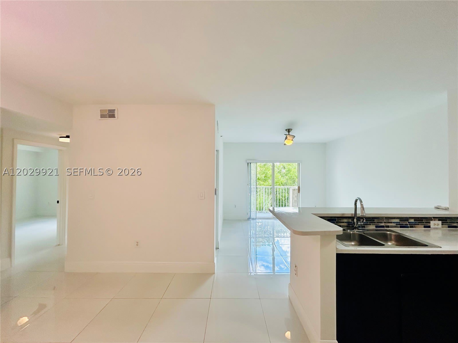 11040 SW 196th St – photo 3