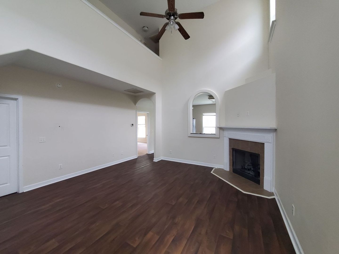 Located in the Heart of Richmond Hill – photo 3