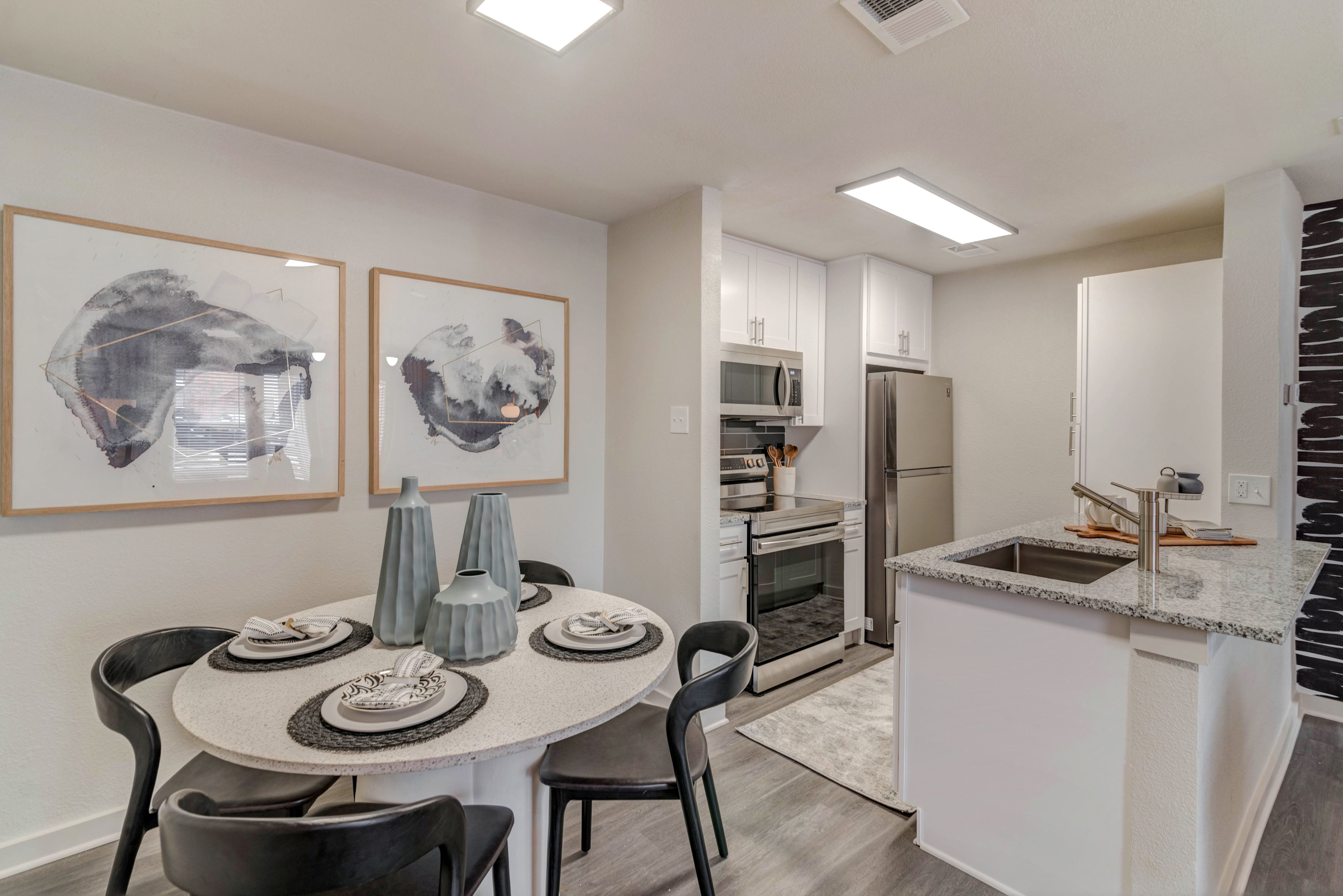 Huntington Glen Apartments – photo 2