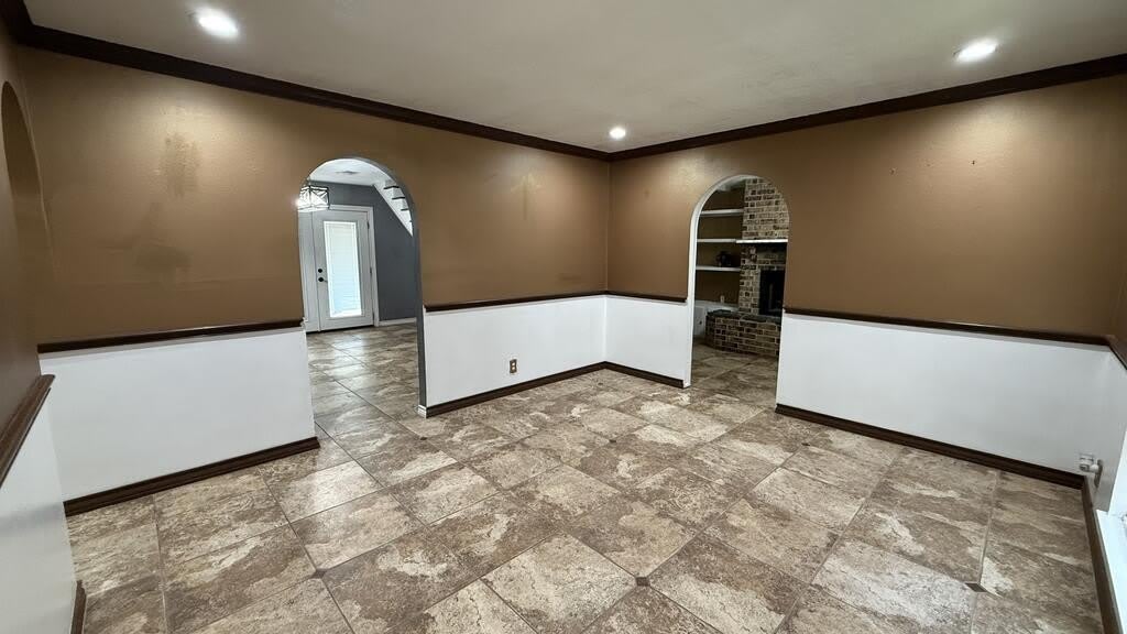 1840 E 49Th St – photo 2