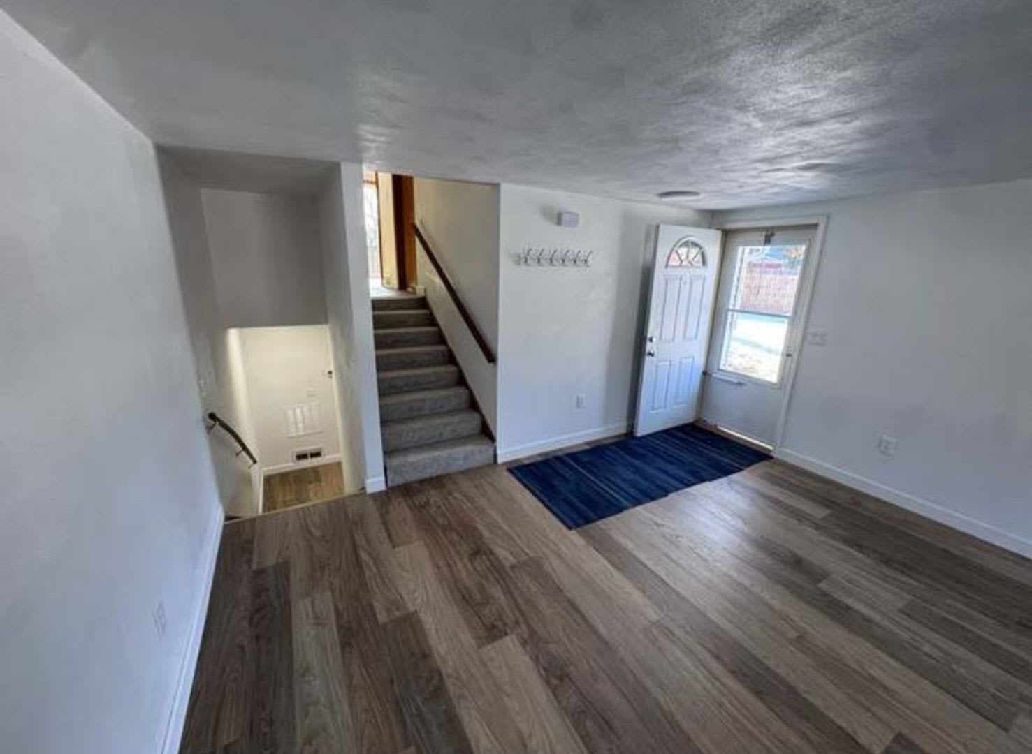 926-928 Parkview – photo 2