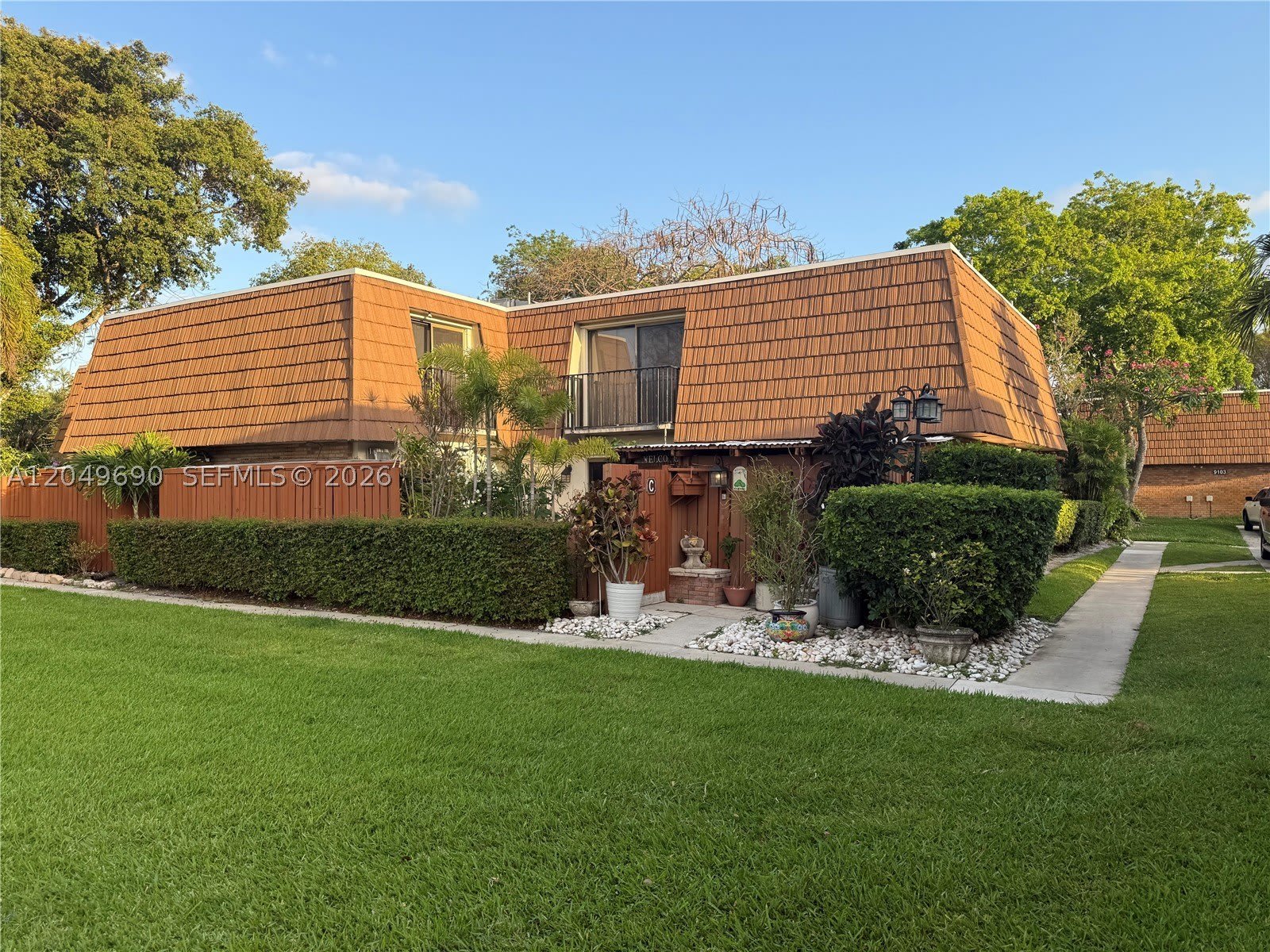 9101 SW 19th Pl – photo 1