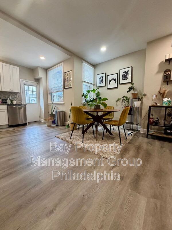 2614 Ingersoll St – photo 4