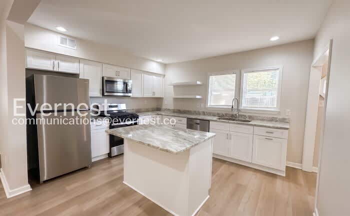 2044 Saulsbury Place – photo 4