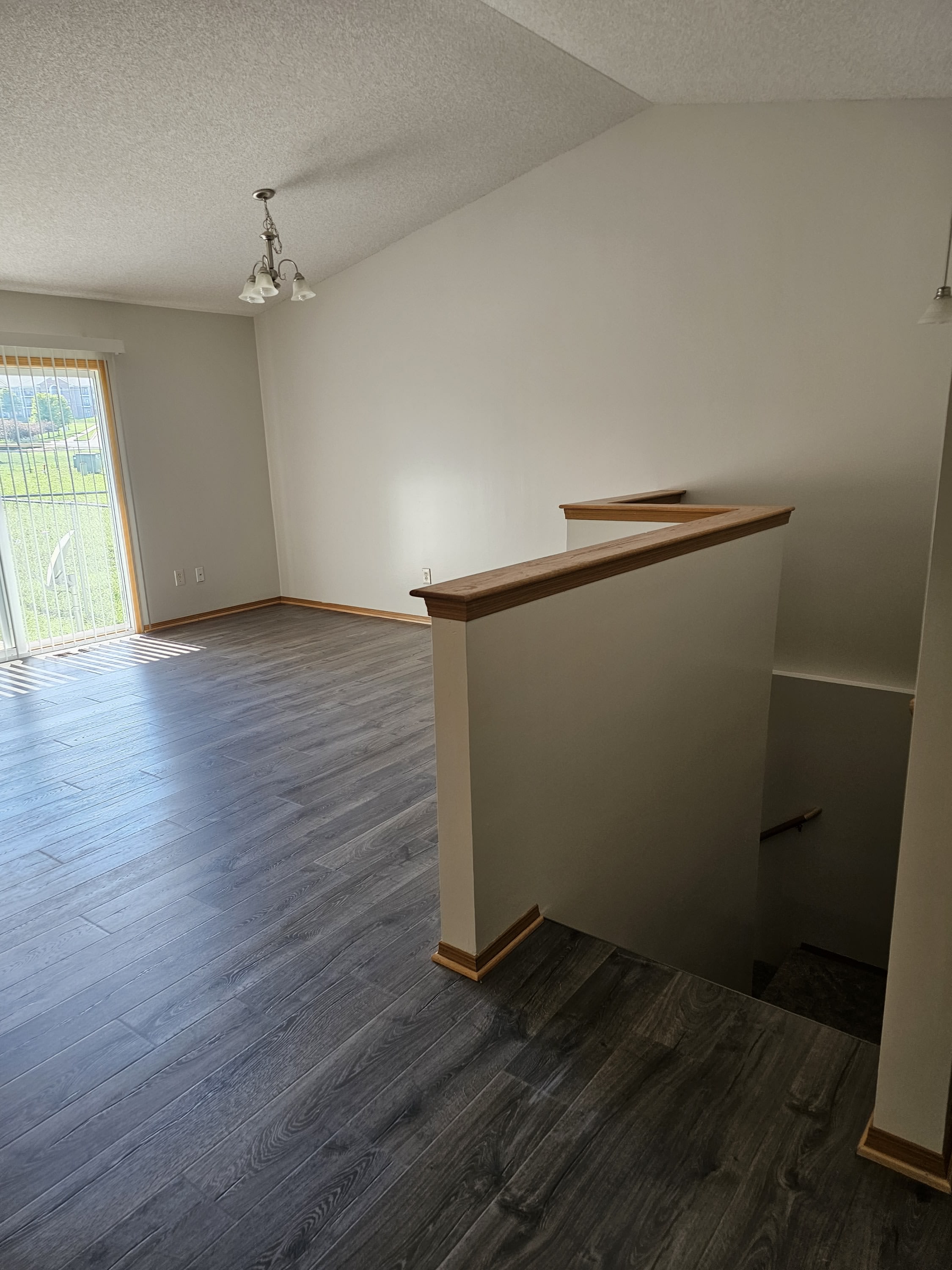 504 Stonedale Dr. – photo 3