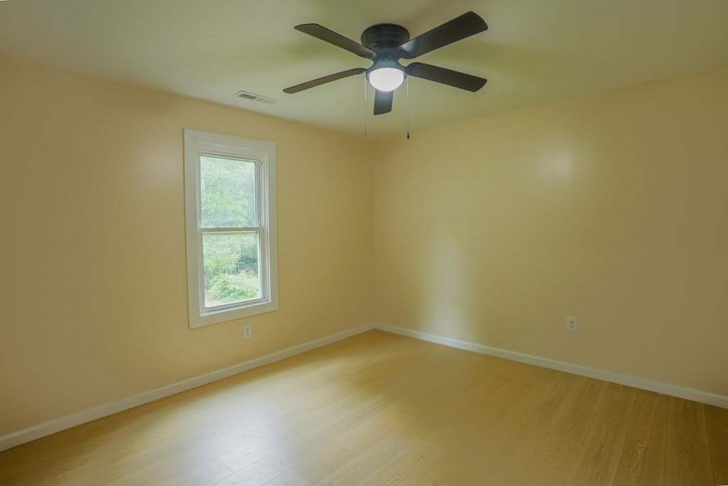 1821 Freeport Road – photo 5