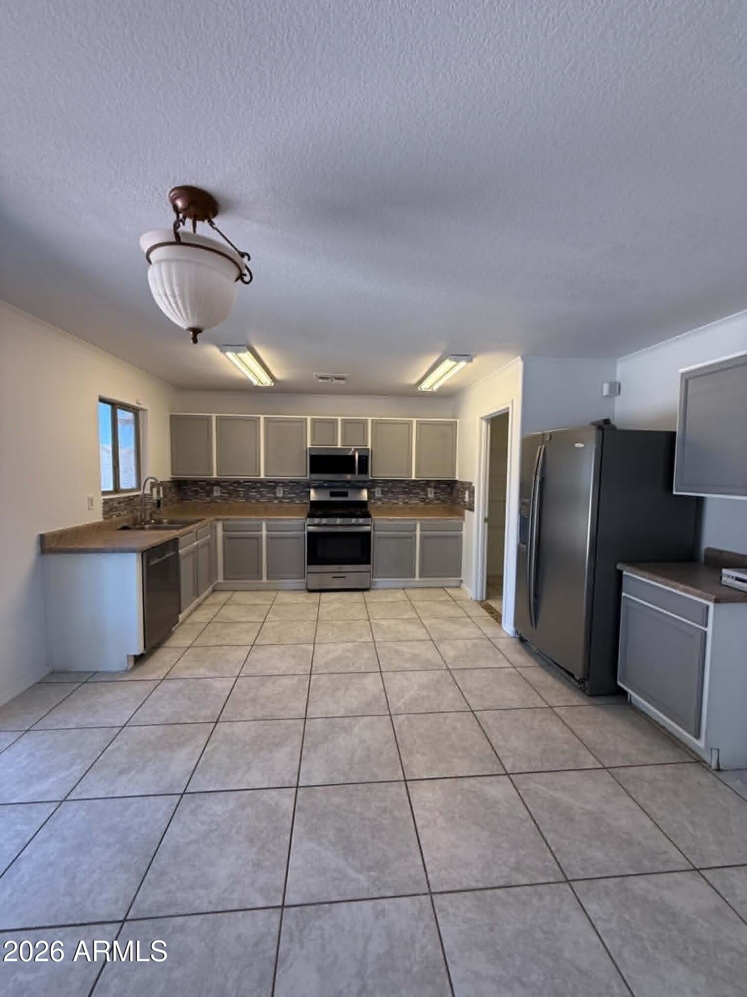 1261 E DUST DEVIL Drive – photo 2
