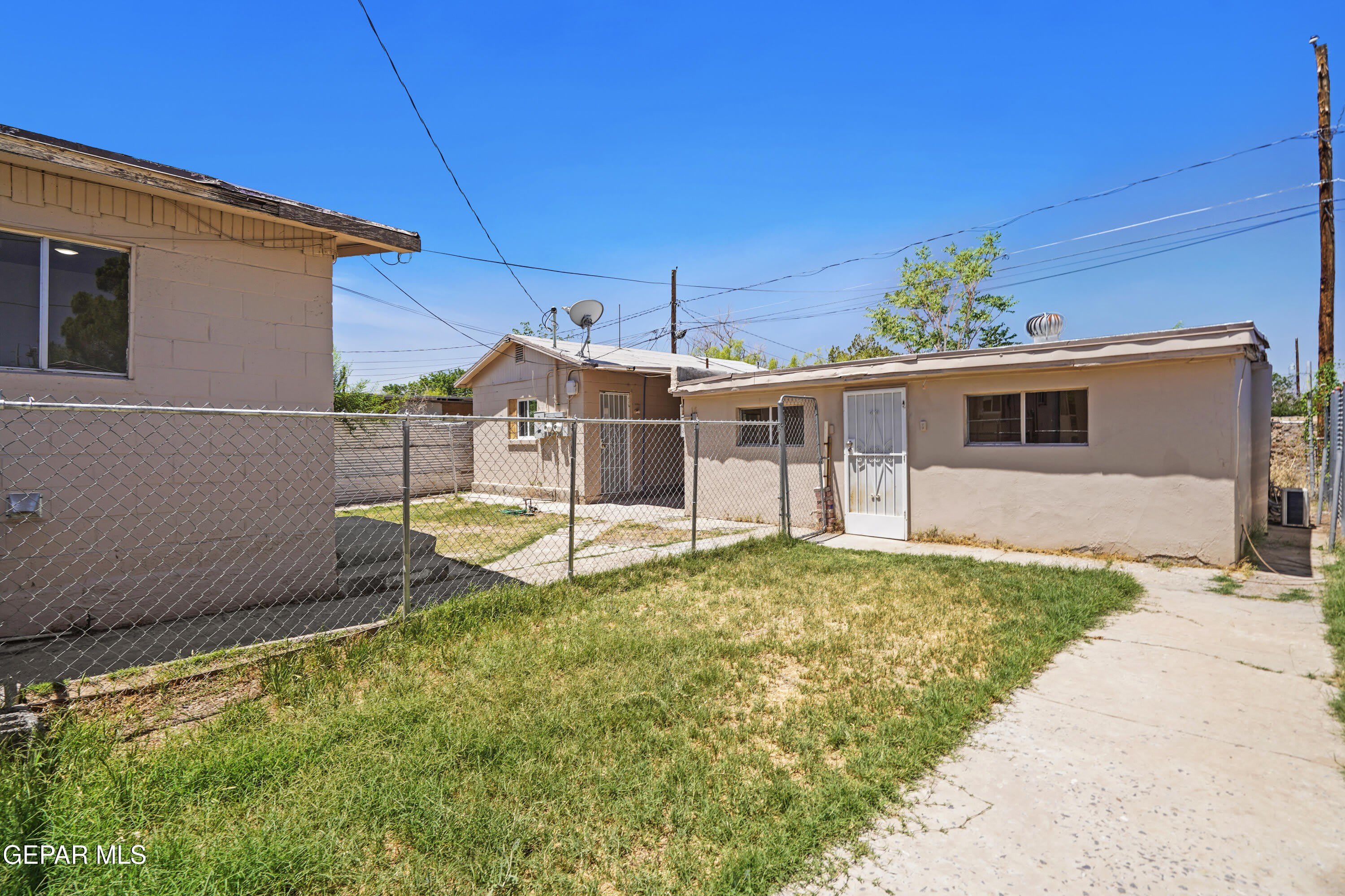 209 N Seville Drive – photo 3