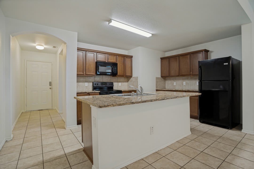 1106 Nickel Street – photo 2