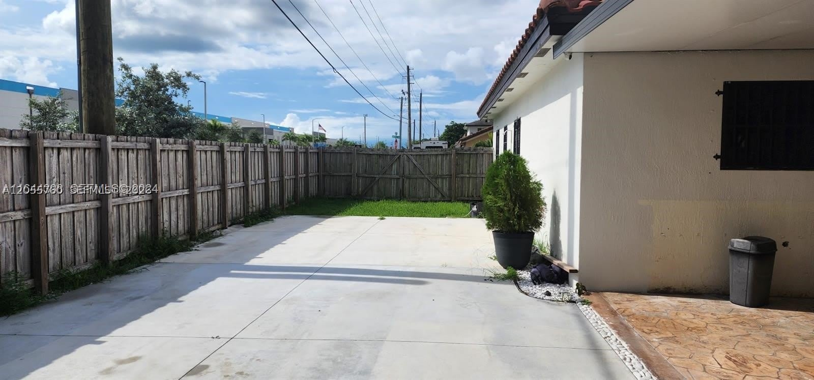 13201 SW 274th Ter – photo 1