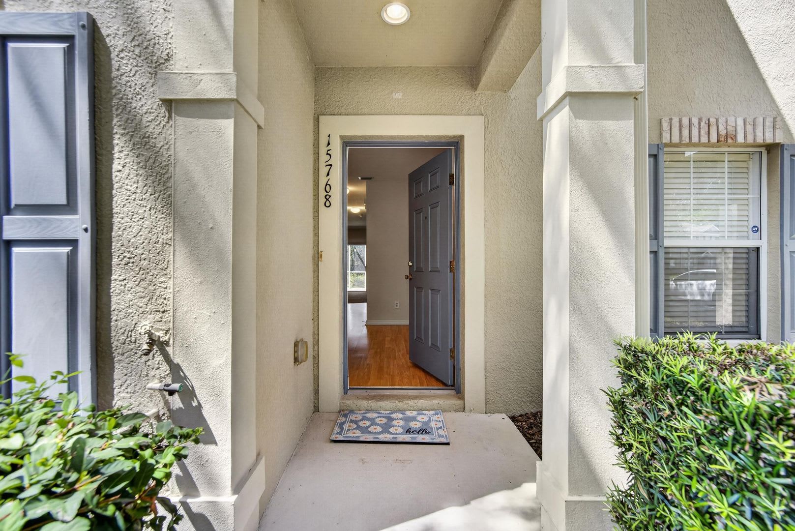 Gated Fishhawk Community! – photo 2