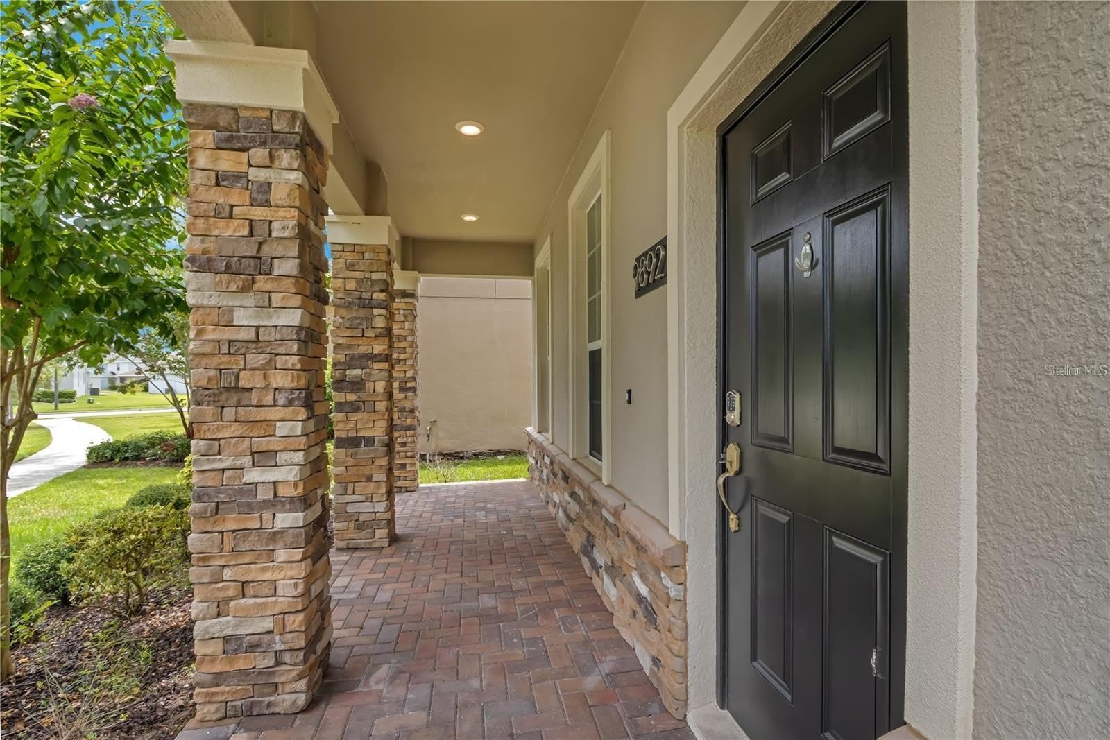 9892 PECAN HICKORY Way – photo 3