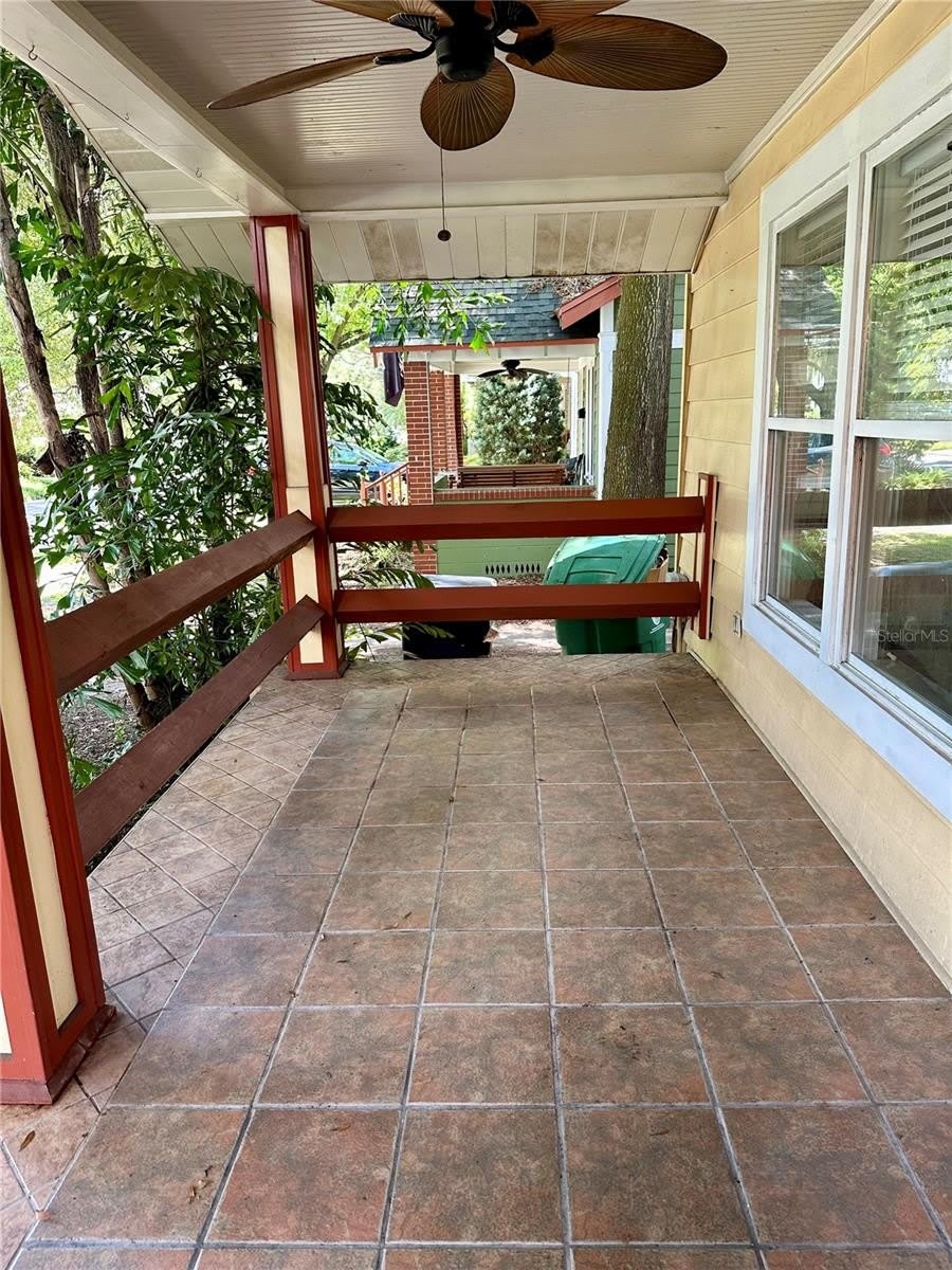 1209 E COMANCHE Avenue – photo 4