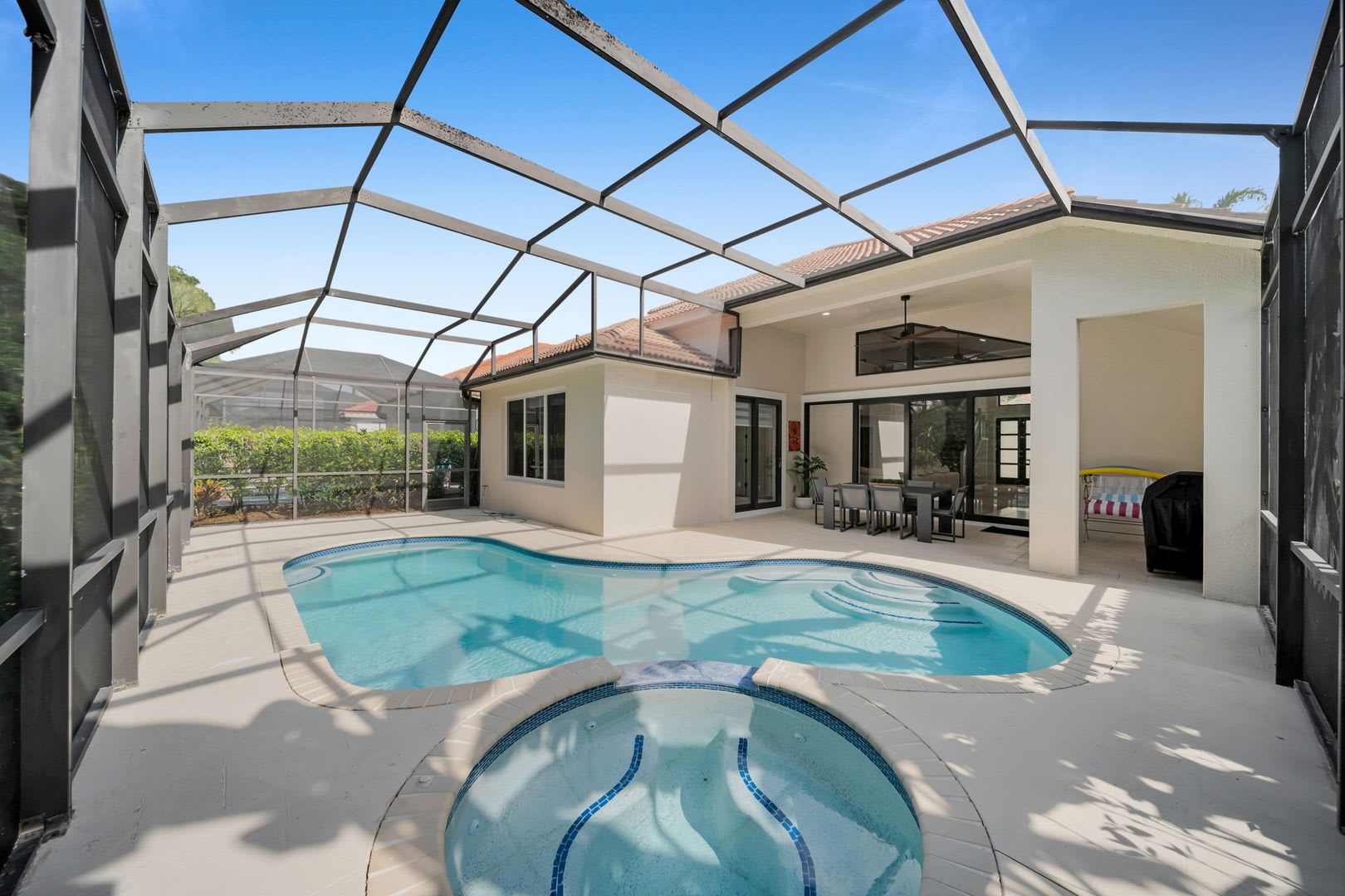 Fully Furnished 3 Beds 3 Bath Annual Rental With Private Heated Pool In Ventura Pelican Marsh – photo 1