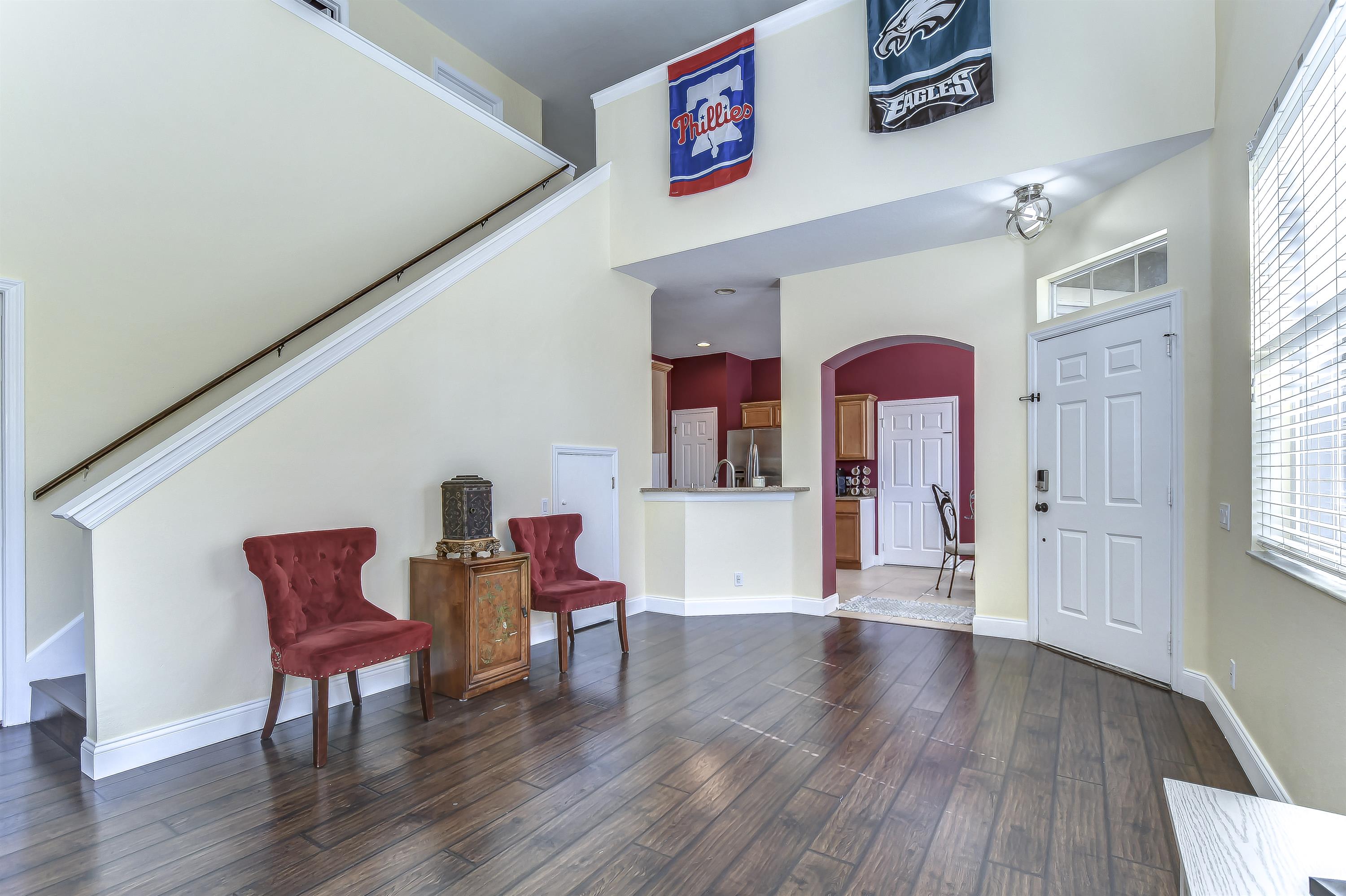 3292 Covered Bridge Drive East – photo 2