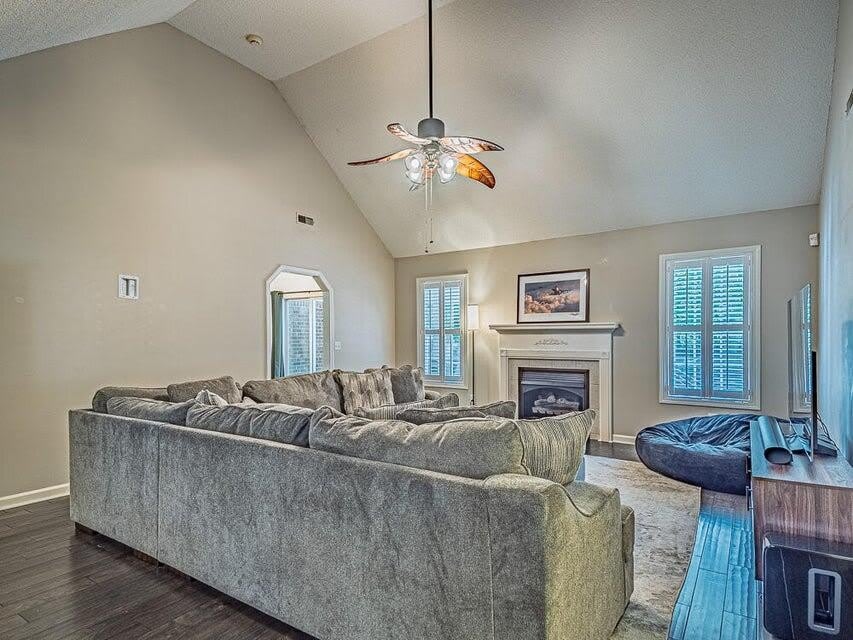 1265 Cutleaf Drive – photo 2
