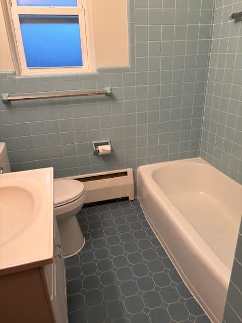 4205 Sussex Drive, Apt. B – photo 2
