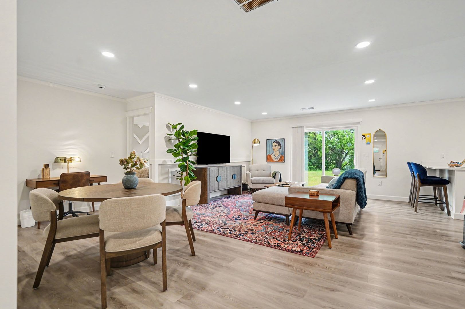 New 4BR Home – photo 5