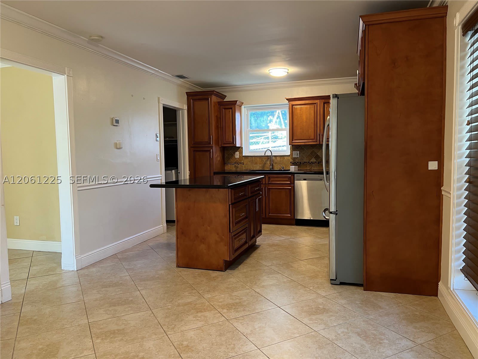 19010 SW 96th Ave – photo 4