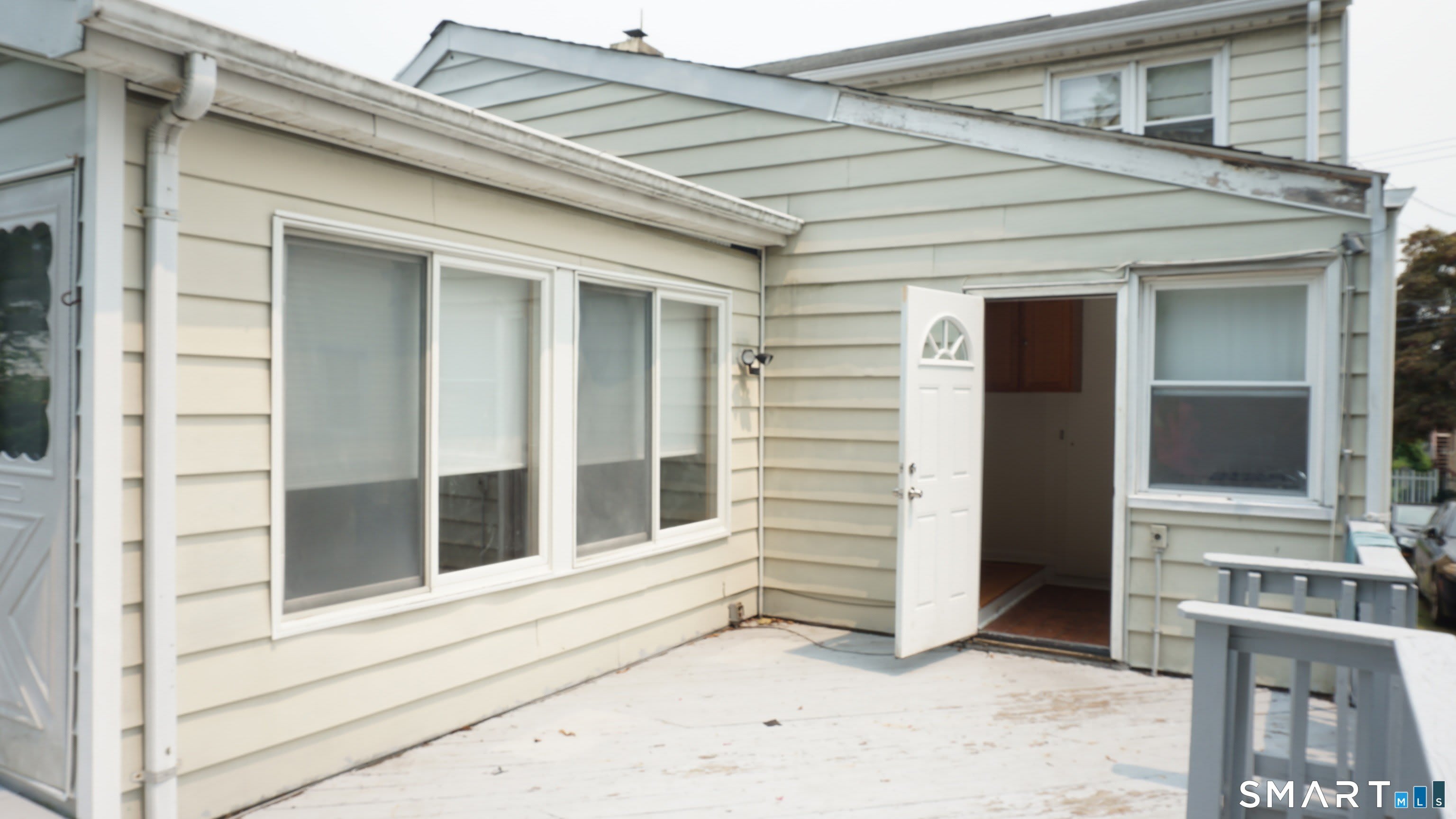 72 Noble Street – photo 1